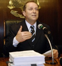 Ivar Pavan Presidente da Assembléia instala quarta a CPI