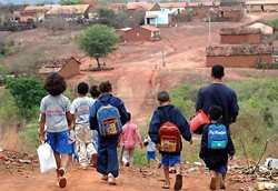 Bolsa Família, programa modelo (inclusive para a ONU), beneficia milhões de pobres 