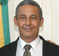 Coffy Rodrigues, o relator, apresentou dois dos requerimentos