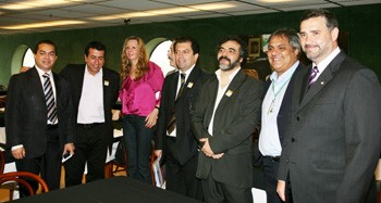 Na instalação, Sérgio Murilo representou a categoria dos jornalistas junto aos parlamentares