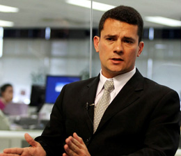 Ação de terceiro obrigou juiz Sérgio Moro a vir a público negar que o ex-presidente é alvo